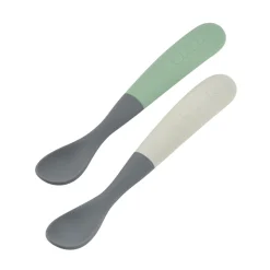 BÉABA Lot 2 cuillères 1er âge silicone bi-ton avec boîte de transport Gris/Vert sauge< Couverts Vaisselle Et Bavoirs