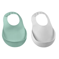 BÉABA Lot de 2 bavoirs silicone Gris clair/Vert sauge< Couverts Vaisselle Et Bavoirs