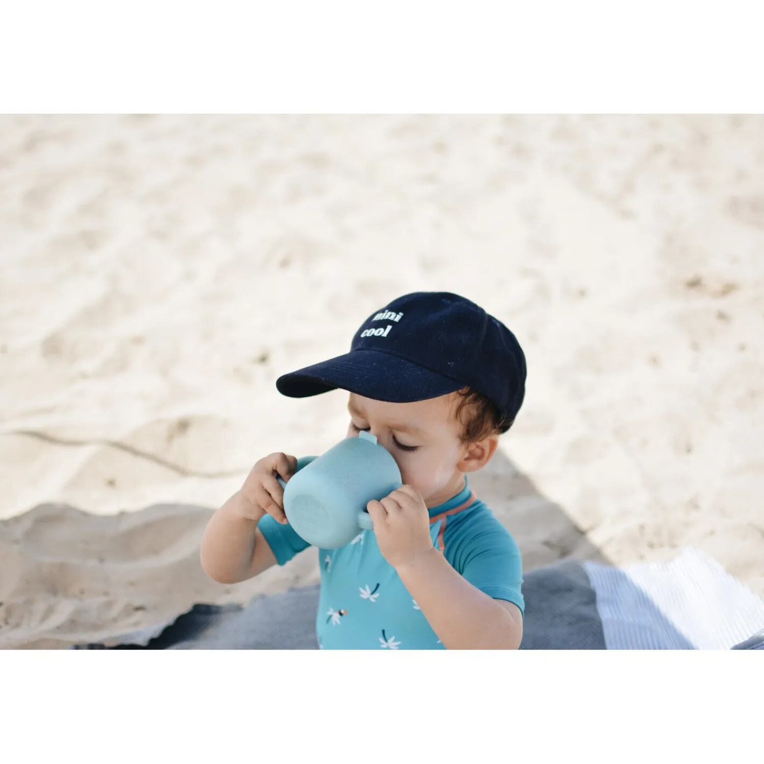 BÉABA Tasse d'apprentissage silicone Bleu< Goûter Sain|Couverts Vaisselle Et Bavoirs